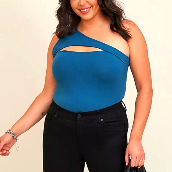 ❤️NWT VINTAGE TORRID CUTOUT ONE SHOULDER TOP CAMI TANK FITTED BLUE - SIZE 3X - Picture 2 of 10